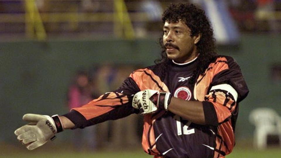 Legenda sepak bola Kolombia, Rene Higuita, bersumpah akan mencukur rambut gondrong ikoniknya apabila negaranya kandas di turnamen Copa America 2019. - INDOSPORT